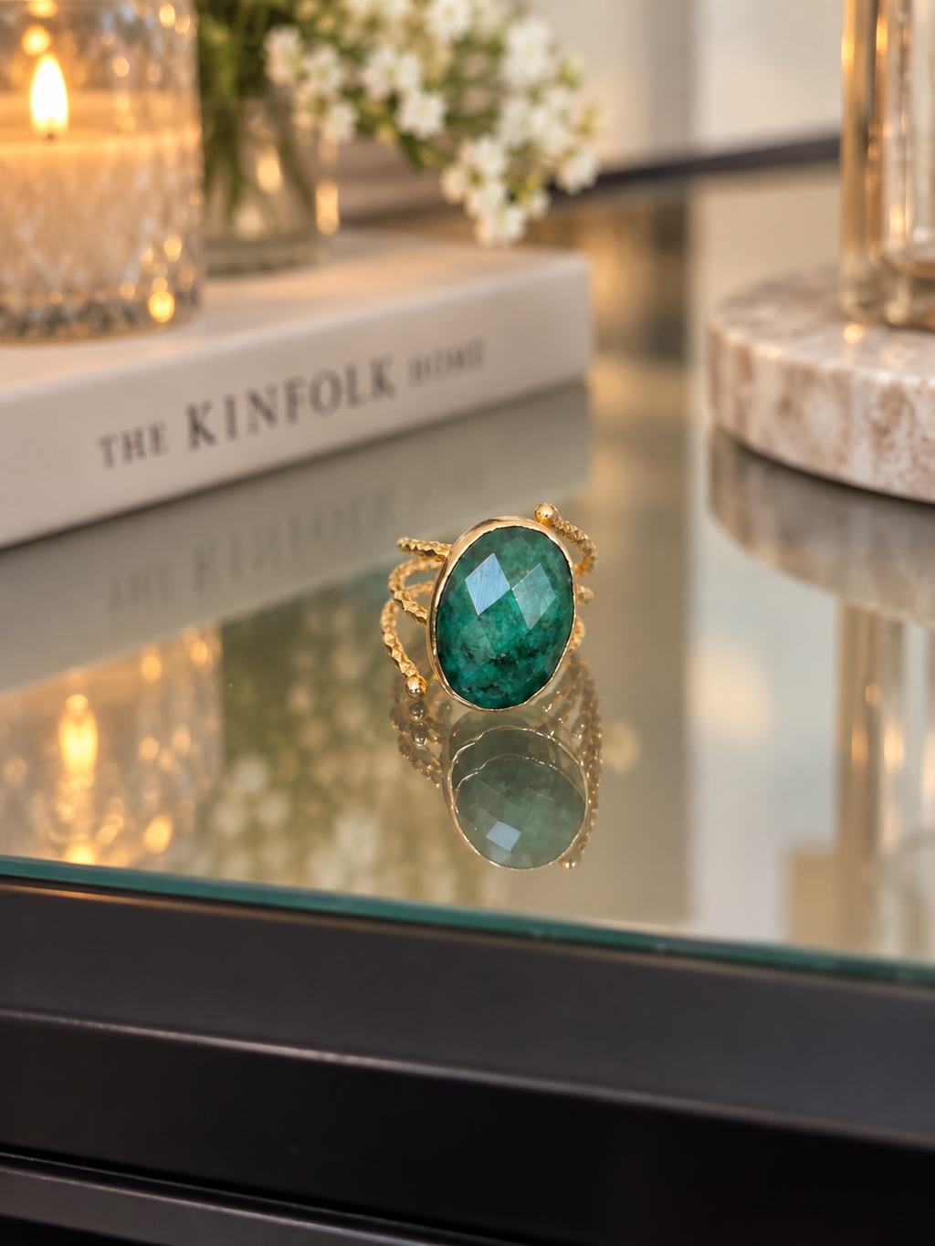 Zivèra Smaragd Ring — 18K Goldplated | The Atelier