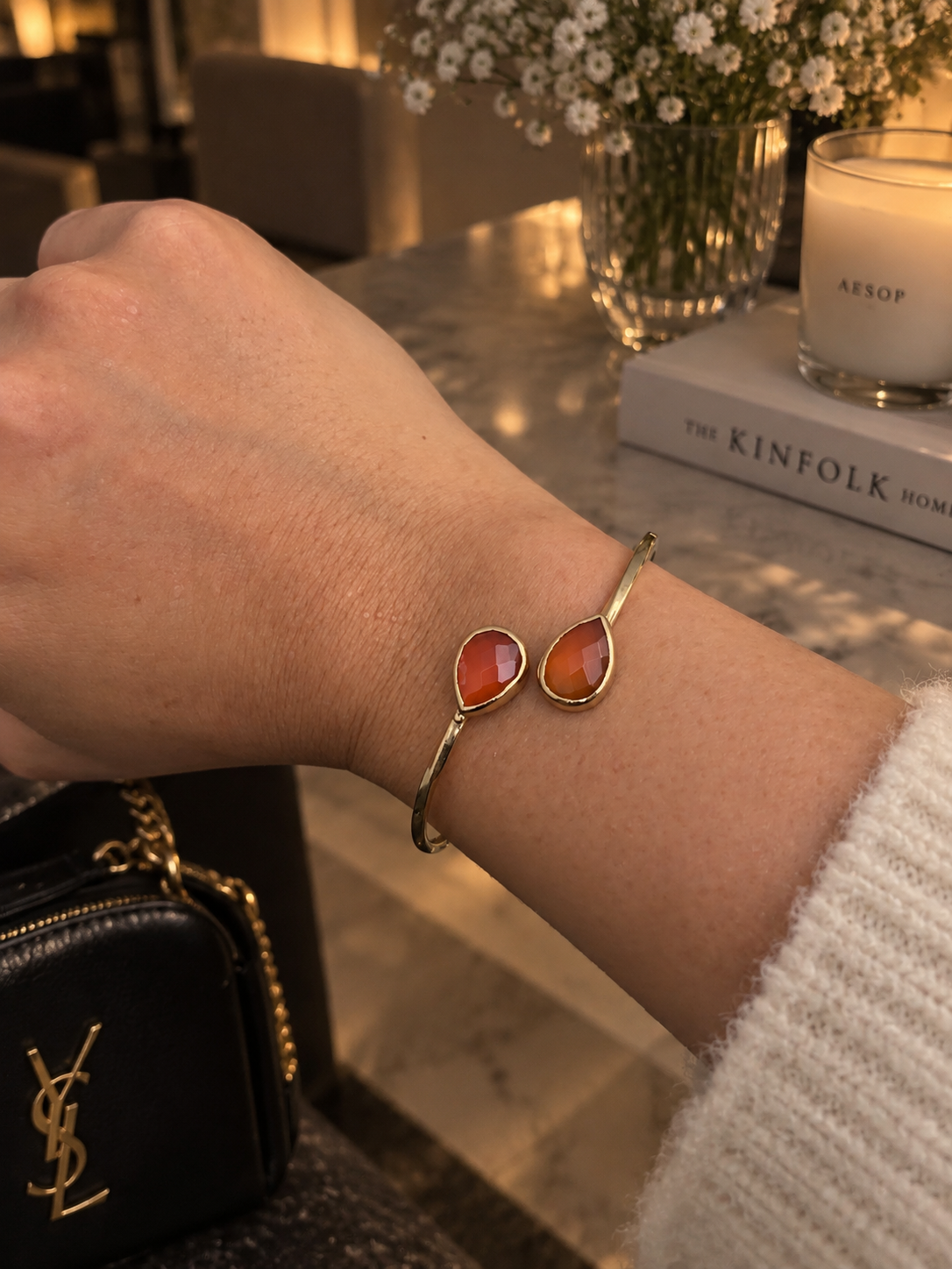 Zivèra Carneool Bangle — 18K Goldplated | The Atelier