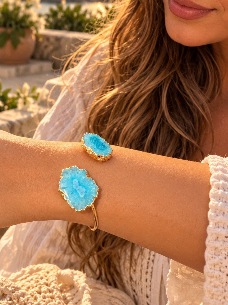 Zivèra Solar Agate Cuff — 18K Goldplated | Handgemaakt