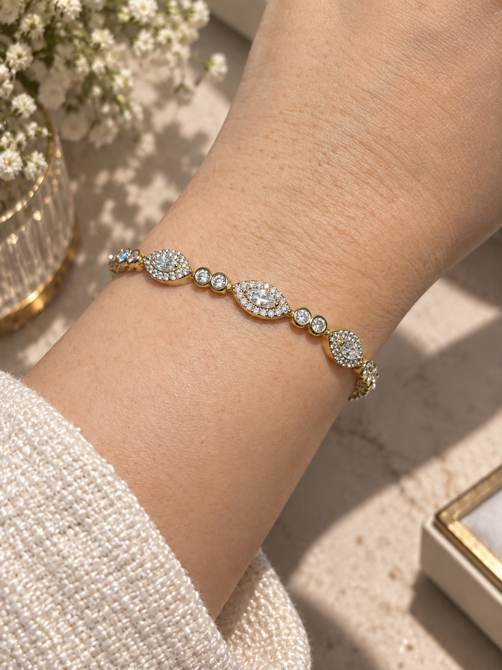 Zivèra Ovale Pavé Halo Armband 14K Goldplated