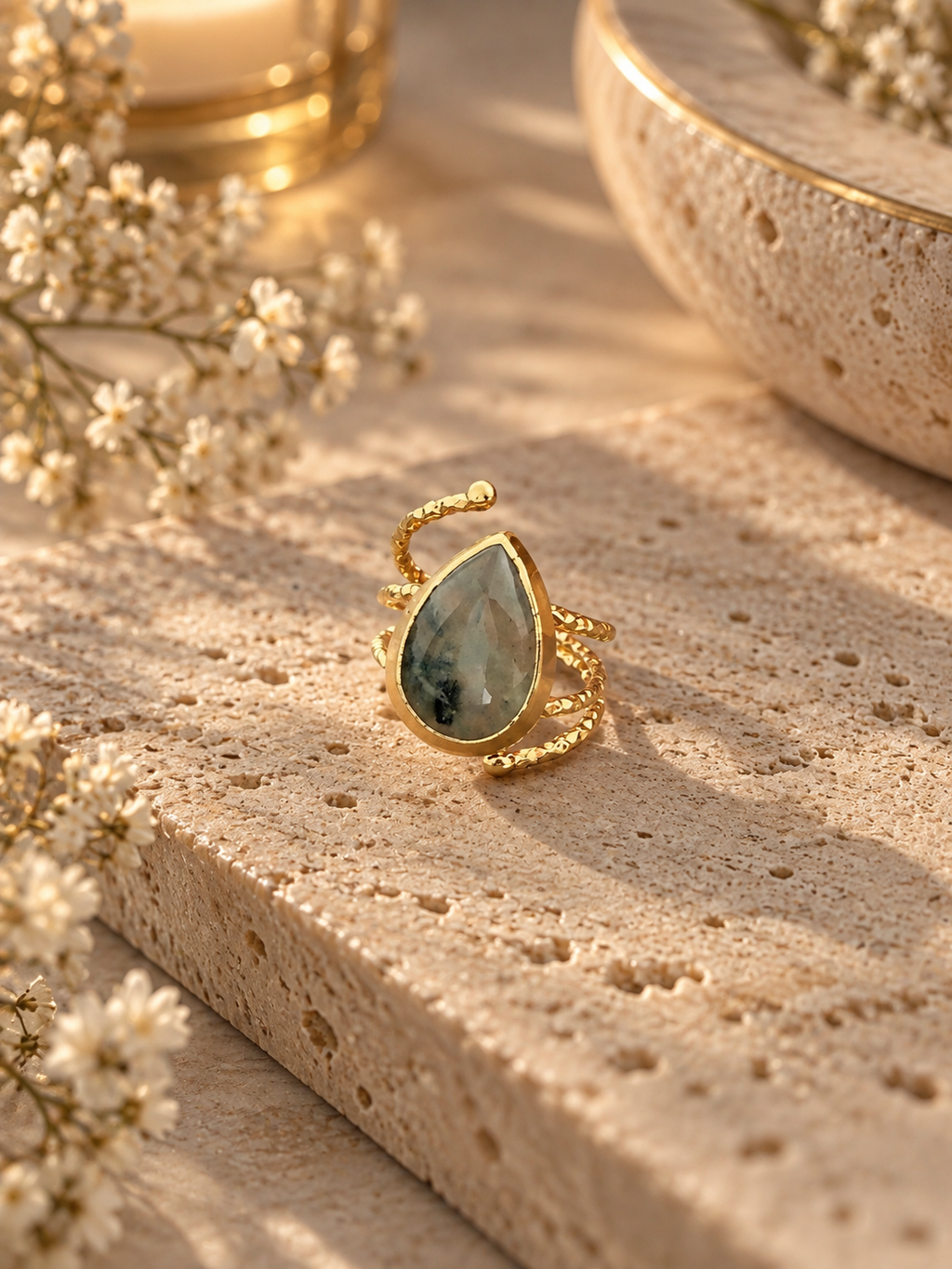 Zivèra Peridot Ring — 18K Goldplated | The Atelier